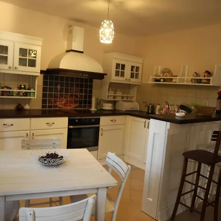 Vakantiehuis Art House Kosmaj 1 Sopot